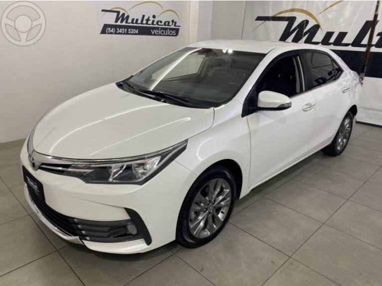 TOYOTA - COROLLA 2.0 XEI 16V FLEX 4P AUTOMÁTICO - 2018/2019 - BRANCA - R$ 107.500,00