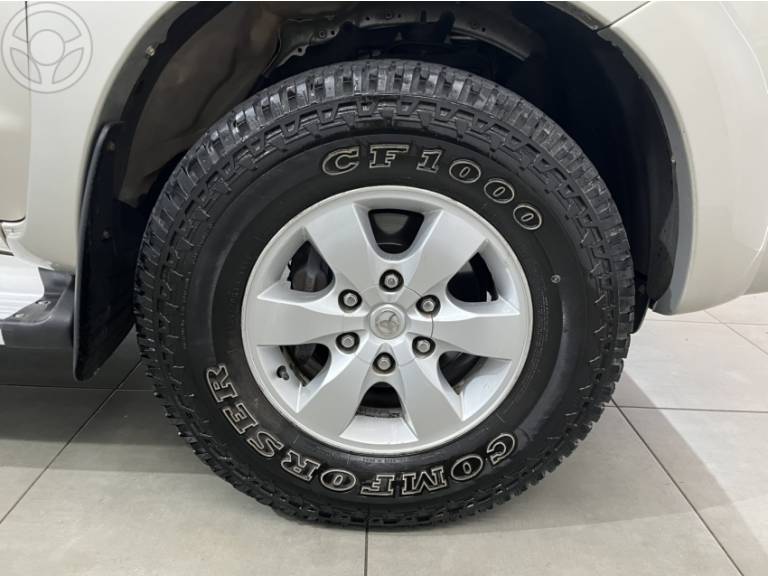 TOYOTA - HILUX 3.0 SRV 4X4 CD 16V TURBO INTERCOOLER DIESEL 4P AUTOMÁTICO - 2012/2012 - PRATA - R$ 127.000,00