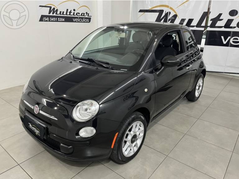 FIAT - 500 1.4 CULT 8V FLEX 2P MANUAL - 2011/2012 - PRETA - R$ 43.900,00