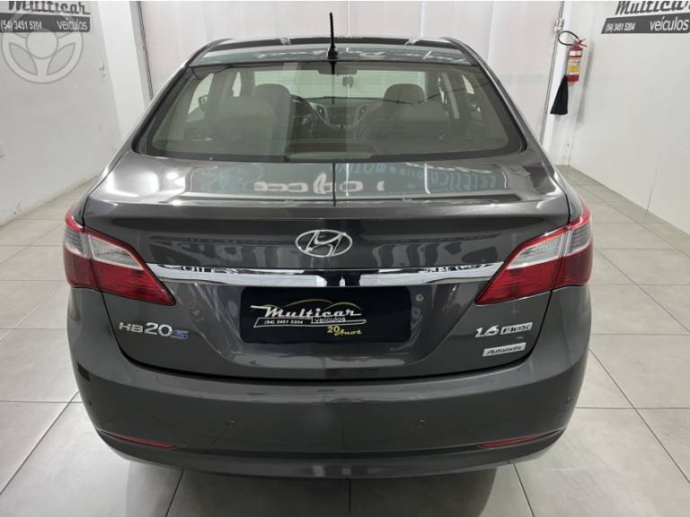 HYUNDAI - HB20S 1.6 COMFORT PLUS 16V FLEX 4P AUTOMÁTICO - 2014/2015 - CINZA - R$ 55.900,00