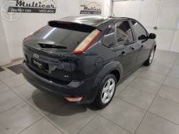 FORD - FOCUS 2.0 GLX 16V FLEX 4P MANUAL - 2011/2012 - PRETA - R$ 43.500,00