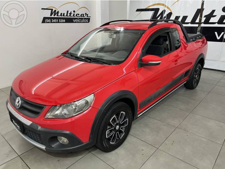 VOLKSWAGEN - SAVEIRO 1.6 CROSS CE 8V FLEX 2P MANUAL - 2013/2013 - VERMELHA - R$ 53.500,00