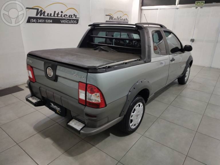 FIAT - STRADA 1.4 MPI WORKING CD 8V FLEX 2P MANUAL - 2011/2012 - CINZA - R$ 54.500,00