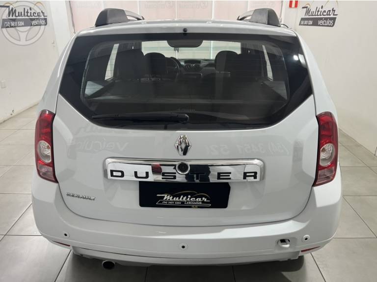 RENAULT - DUSTER 2.0 DYNAMIQUE 4X2 16V FLEX 4P AUTOMÁTICO - 2013/2014 - BRANCA - R$ 53.500,00