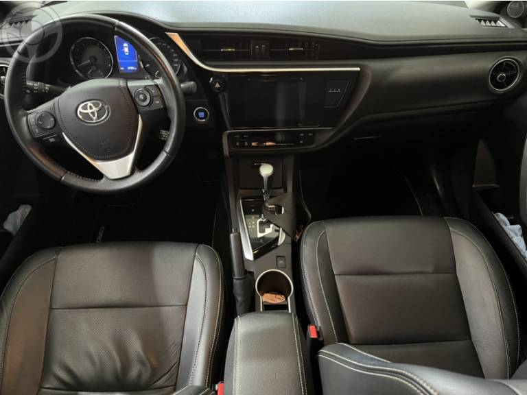 TOYOTA - COROLLA 2.0 XEI 16V FLEX 4P AUTOMÁTICO - 2019/2019 - PRATA - R$ 108.900,00