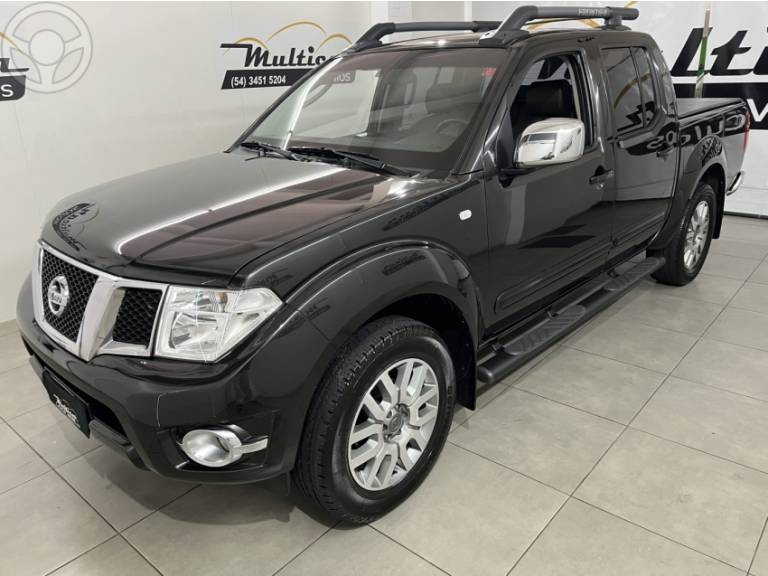 NISSAN - FRONTIER 2.5 SL 4X4 CD TURBO ELETRONIC DIESEL 4P AUTOMÁTICO - 2014/2015 - PRETA - R$ 106.900,00
