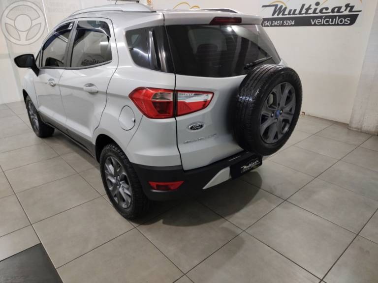 FORD - ECOSPORT 1.6 TITANIUM 16V FLEX 4P MANUAL - 2013/2014 - PRATA - R$ 57.900,00