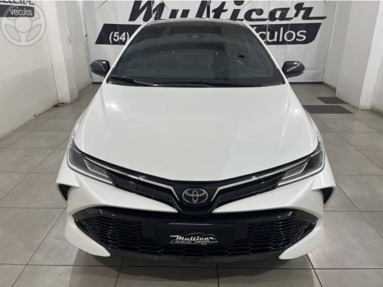 TOYOTA - COROLLA 2.0 GR SPORT 16V FLEX 4P AUTOMÁTICO - 2022/2023 - BRANCA - R$ 144.500,00
