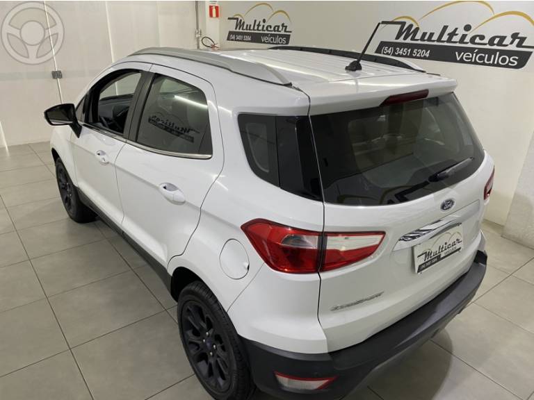 FORD - ECOSPORT 1.5 TITANIUM 16V FLEX 4P AUTOMÁTICO - 2019/2020 - BRANCA - R$ 81.900,00