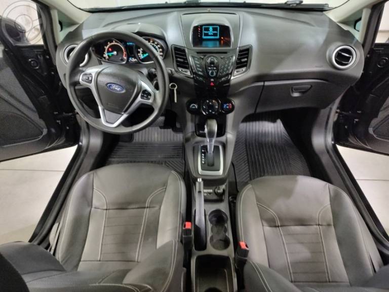 FORD - FIESTA 1.6 TITANIUM HATCH 16V FLEX 4P AUTOMÁTICO - 2014/2015 - PRETA - R$ 49.500,00