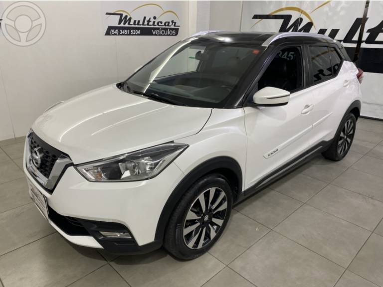 NISSAN - KICKS 1.6 16V FLEX SV 4P XTRONIC - 2018/2018 - BRANCA - R$ 83.000,00