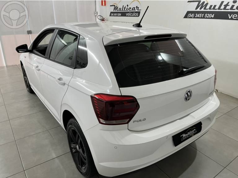 VOLKSWAGEN - POLO 1.0 200 TSI COMFORTLINE AUTOMÁTICO - 2022/2022 - BRANCA - R$ 88.900,00