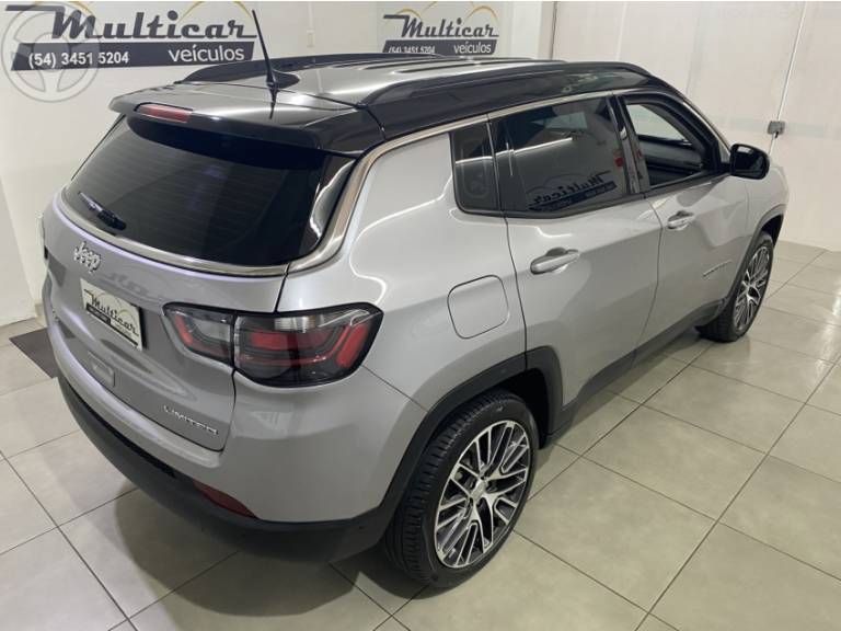 JEEP - COMPASS 2.0 LIMITED TD350 TURBO DIESEL 4X4 4P AUTOMÁTICO - 2022/2023 - PRATA - R$ 188.900,00