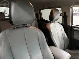 CHEVROLET - S10 2.8 LTZ 4X4 CD TURBO DIESEL 4P AUTOMÁTICO - 2021/2021 - PRETA - R$ 175.000,00