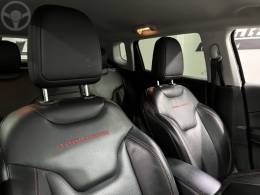 JEEP - COMPASS 2.0 16V DIESEL TRAILHAWK 4X4 AUTOMÁTICO - 2021/2021 - PRETA - R$ 128.900,00