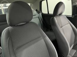 VOLKSWAGEN - FOX 1.0 MI 8V FLEX 4P MANUAL - 2012/2012 - CINZA - R$ 34.500,00