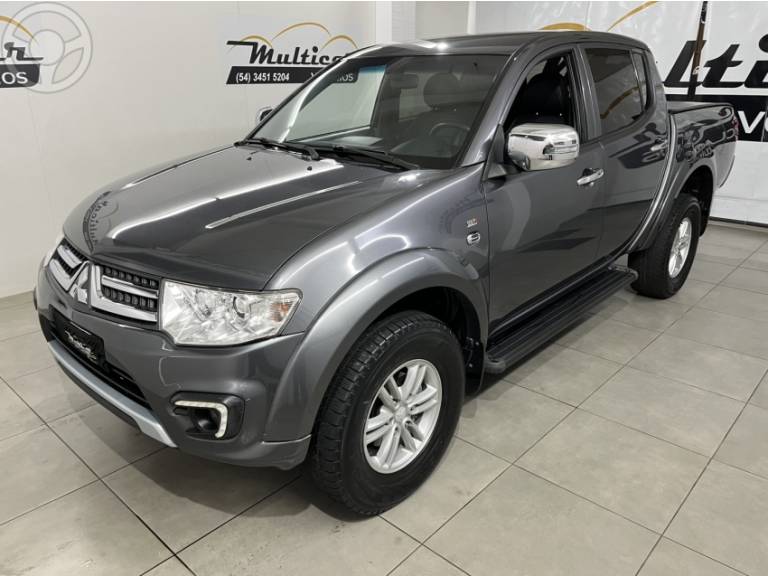 MITSUBISHI - L200 TRITON 3.5 HPE 4X4 CD V6 24V FLEX 4P AUTOMÁTICO - 2016/2017 - CINZA - R$ 116.900,00