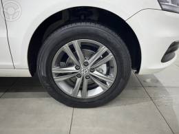 VOLKSWAGEN - FOX 1.6 MSI TRENDLINE 8V FLEX 4P MANUAL - 2016/2016 - BRANCA - R$ 51.900,00