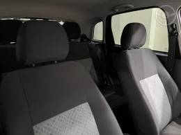 FORD - FIESTA 1.0 ROCAM HATCH 8V FLEX 4P MANUAL - 2013/2014 - PRETA - R$ 34.900,00