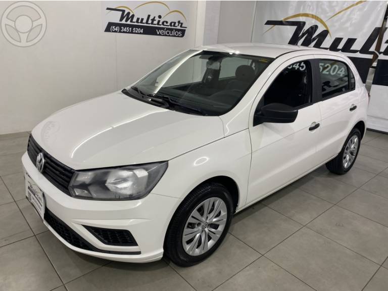 VOLKSWAGEN - GOL 1.6 MSI 8V TOTALFLEX 4P MANUAL - 2018/2019 - BRANCA - R$ 53.900,00