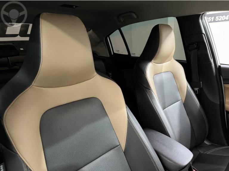 CHEVROLET - ONIX 1.0 PREMIER 12V TURBO FLEX 4P AUTOMÁTICO - 2023/2024 - BRANCA - R$ 99.900,00