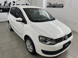 VOLKSWAGEN - FOX 1.6 MI PRIME 8V FLEX 4P MANUAL - 2012/2013 - BRANCA - R$ 42.500,00