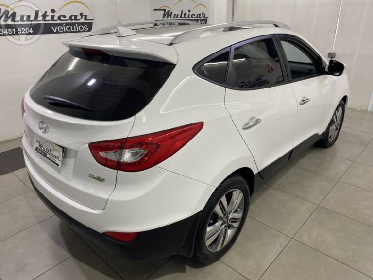 HYUNDAI - IX35 2.0 MPFI GLS 16V FLEX 4P AUTOMÁTICO - 2017/2017 - BRANCA - R$ 89.000,00