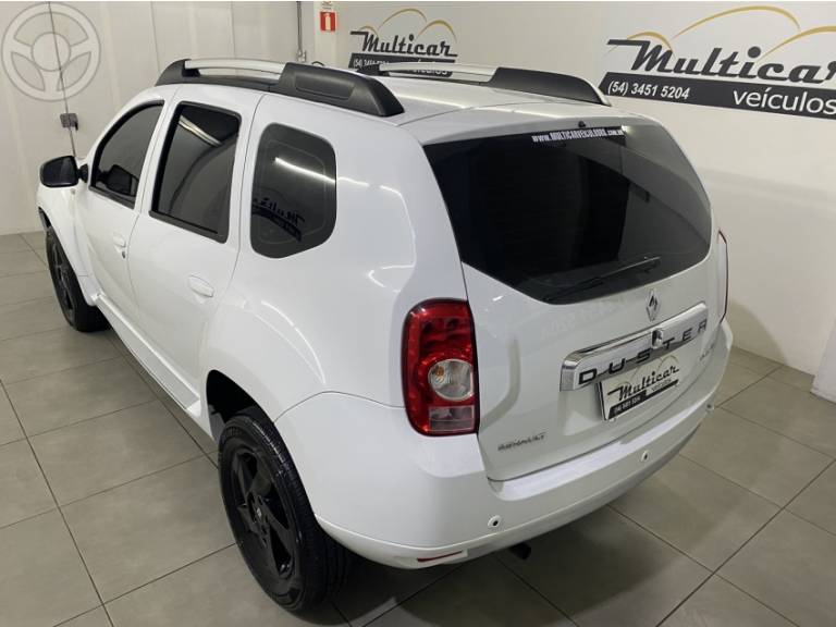 RENAULT - DUSTER 2.0 DYNAMIQUE 4X2 16V FLEX 4P AUTOMÁTICO - 2013/2013 - BRANCA - R$ 48.900,00