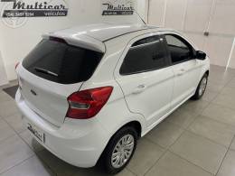 FORD - KA 1.0 SE 12V FLEX 4P MANUAL - 2015/2015 - BRANCA - R$ 41.900,00