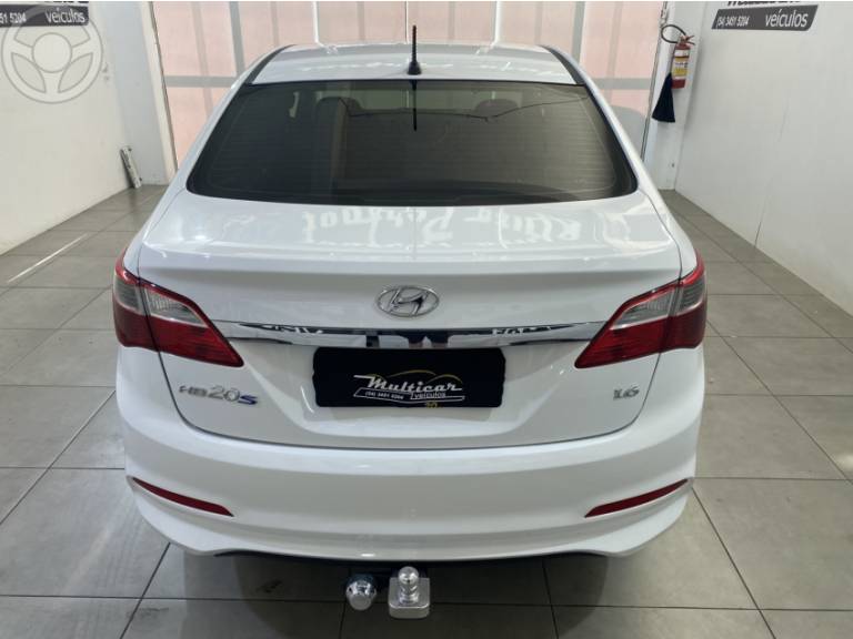 HYUNDAI - HB20S 1.6 COMFORT PLUS 16V FLEX 4P MANUAL - 2015/2016 - BRANCA - R$ 56.900,00