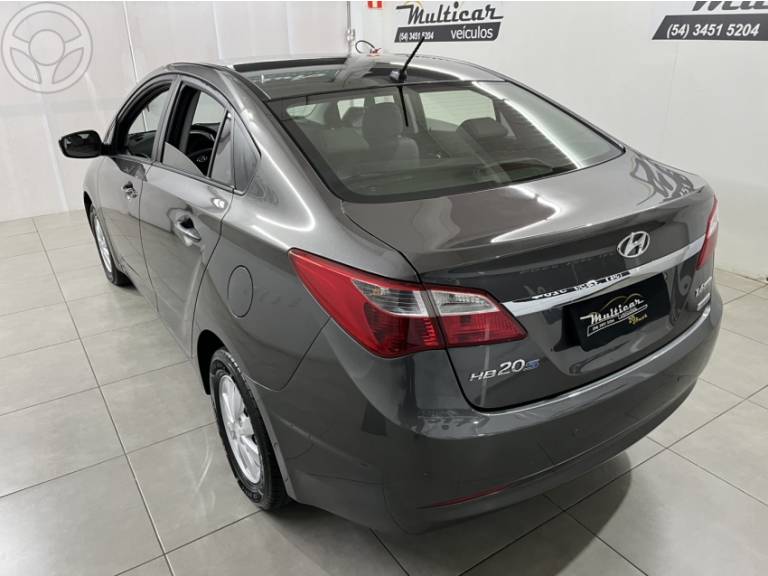 HYUNDAI - HB20S 1.6 COMFORT PLUS 16V FLEX 4P AUTOMÁTICO - 2014/2015 - CINZA - R$ 55.900,00