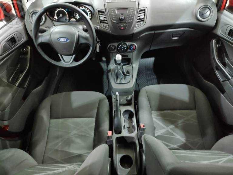 FORD - FIESTA 1.5 S HATCH 16V FLEX 4P MANUAL - 2013/2014 - VERMELHA - R$ 43.900,00