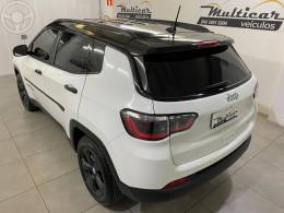 JEEP - COMPASS 2.0 SPORT 4X2 16V 4P AUTOMÁTICO - 2017/2017 - BRANCA - R$ 91.900,00