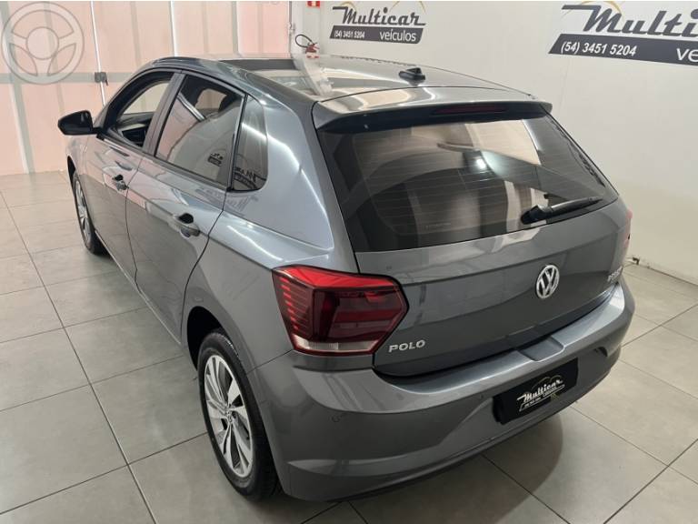 VOLKSWAGEN - POLO 1.0200 TSI HIGHLINE AUTOMÁTICO - 2018/2018 - CINZA - R$ 77.900,00