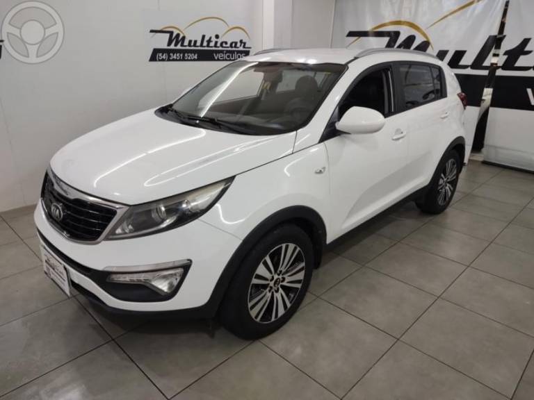 KIA MOTORS - SPORTAGE 2.0 LX 4X2 16V FLEX 4P AUTOMÁTICO - 2014/2015 - BRANCA - R$ 81.900,00