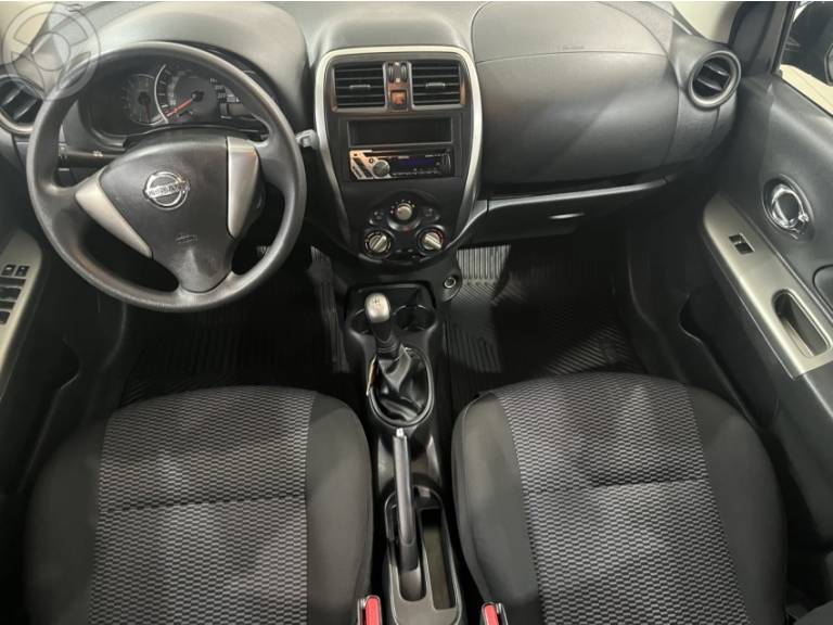NISSAN - MARCH 1.6 S 16V FLEX 4P MANUAL - 2014/2015 - PRETA - R$ 42.900,00