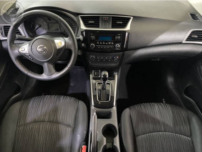 NISSAN - SENTRA 2.0 S 16V FLEX 4P AUTOMÁTICO - 2018/2019 - PRETA - R$ 72.900,00