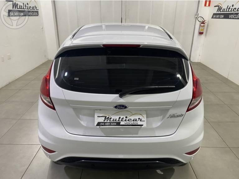 FORD - FIESTA 1.6 SE HATCH 16V FLEX 4P AUTOMÁTICO - 2018/2018 - BRANCA - R$ 58.500,00