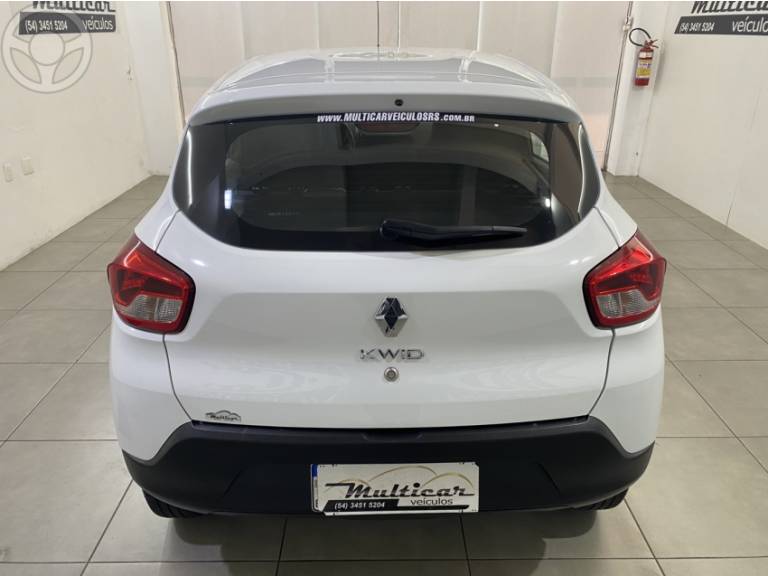 RENAULT - KWID 1.0 12V SCE FLEX ZEN MANUAL - 2021/2022 - BRANCA - R$ 49.500,00