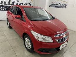 CHEVROLET - ONIX 1.0 LT 12V FLEX 4P MANUAL - 2013/2013 - VERMELHA - R$ 43.900,00