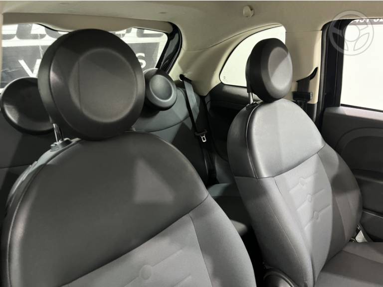 FIAT - 500 1.4 CULT 8V FLEX 2P MANUAL - 2011/2012 - PRETA - R$ 43.900,00
