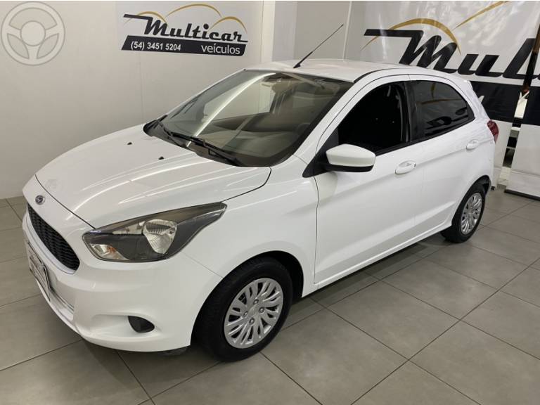 FORD - KA 1.0 SE 12V FLEX 4P MANUAL - 2015/2015 - BRANCA - R$ 41.900,00