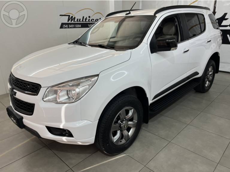 CHEVROLET - TRAILBLAZER 2.8 LTZ 4X4 16V TURBO DIESEL 4P AUTOMÁTICO - 2014/2014 - BRANCA - R$ 122.900,00