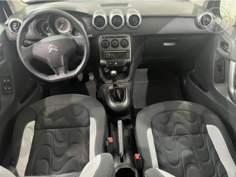 CITROËN - C3 1.5 TENDANCE 8V FLEX 4P MANUAL - 2014/2015 - BRANCA - R$ 43.500,00