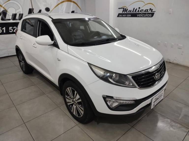 KIA MOTORS - SPORTAGE 2.0 LX 4X2 16V FLEX 4P AUTOMÁTICO - 2014/2015 - BRANCA - R$ 81.900,00