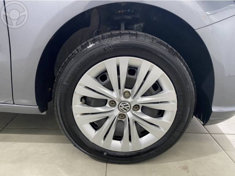 VOLKSWAGEN - VOYAGE 1.6 MSI TOTALFLEX 4P AUTOMÁTICO - 2019/2019 - CINZA - R$ 63.900,00