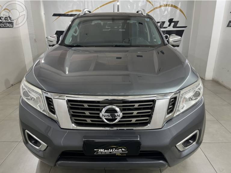 NISSAN - FRONTIER 2.3 LE 4X4 CD BI TURBO DIESEL 4P AUTOMÁTICO - 2019/2019 - CINZA - R$ 149.900,00