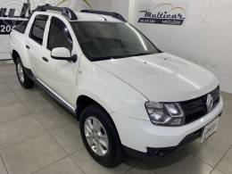 RENAULT - DUSTER OROCH 1.6 16V FLEX EXPRESSION 4P MANUAL - 2021/2022 - BRANCA - R$ 88.900,00