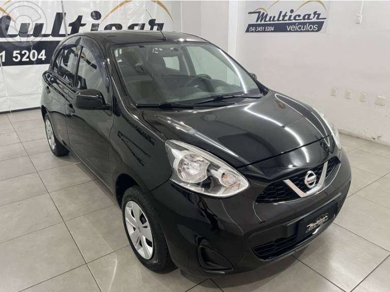 NISSAN - MARCH 1.6 S 16V FLEX 4P MANUAL - 2014/2015 - PRETA - R$ 42.900,00
