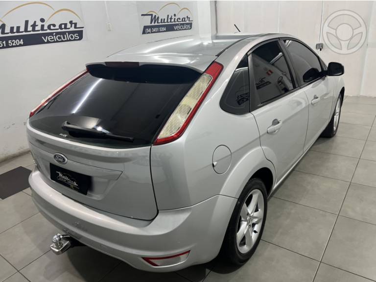 FORD - FOCUS 1.6 GLX 16V FLEX 4P MANUAL - 2010/2010 - PRATA - R$ 38.900,00